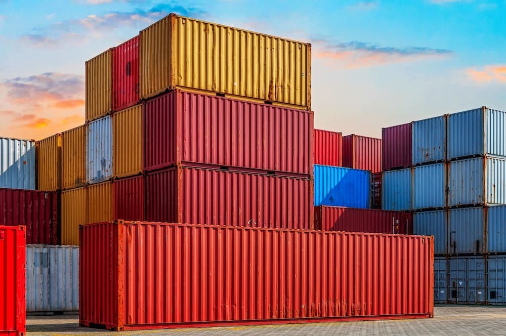 Containers in different colors